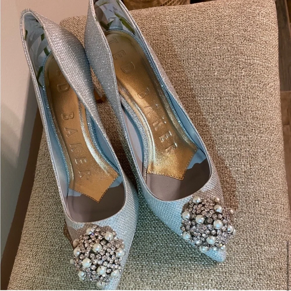 Ted Baker Darlill Metallic Brooch Heel Pump Silver Ted Baker London - Picture 10 of 16